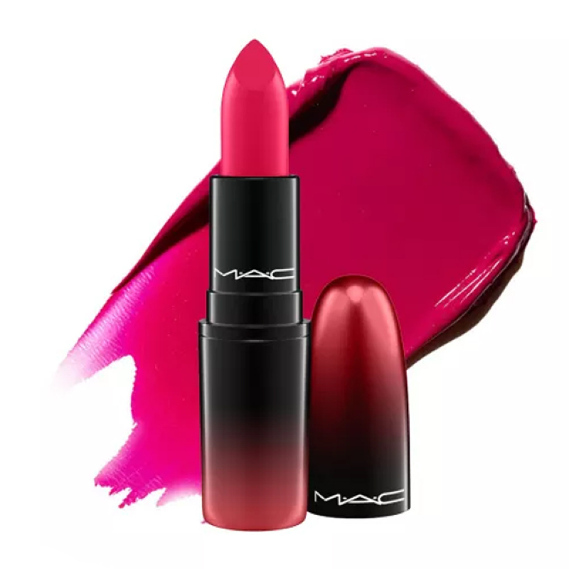 lipstick mac love me