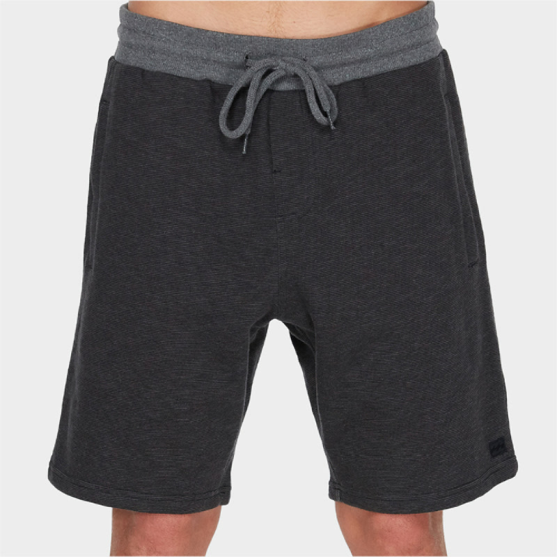 black billabong shorts