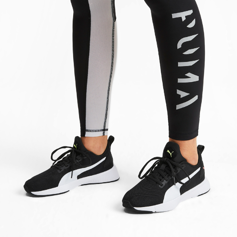 puma women's flyer runner