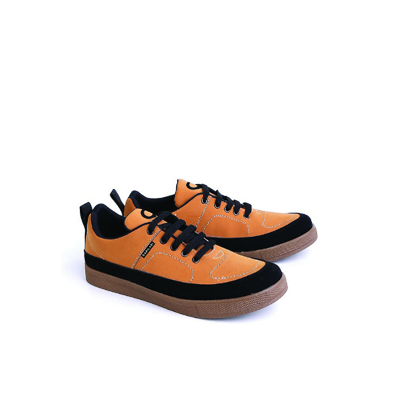 mens sneakers tan