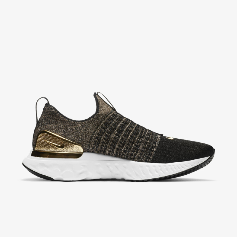 nike react phantom flyknit women's