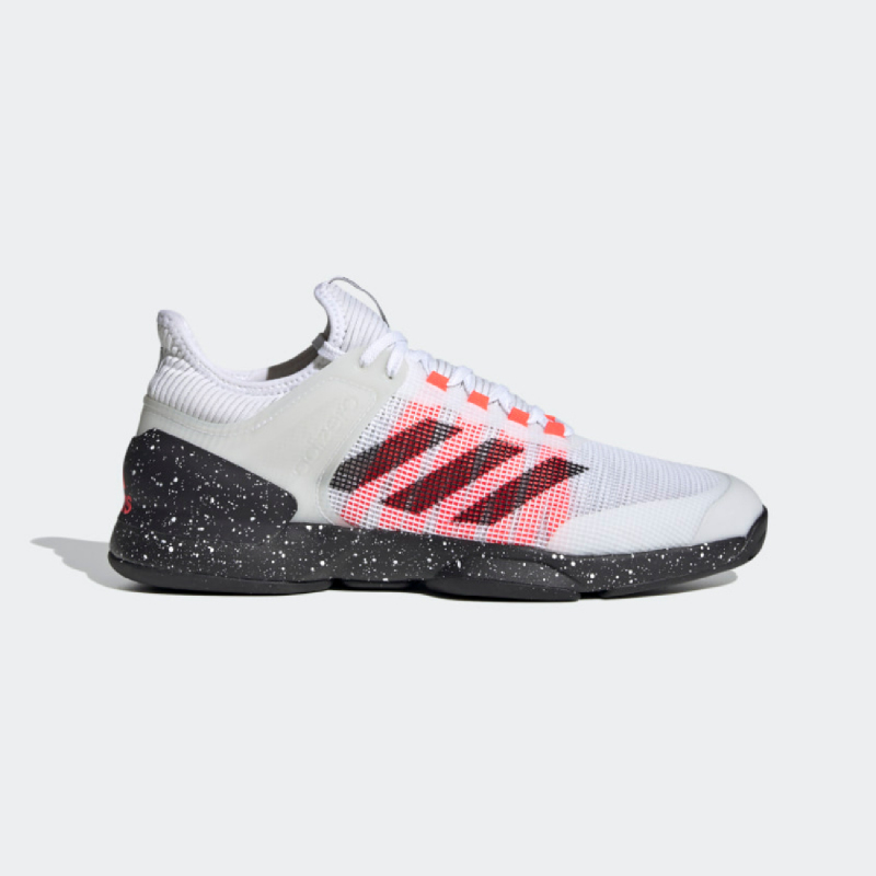 adidas la trainers black and white