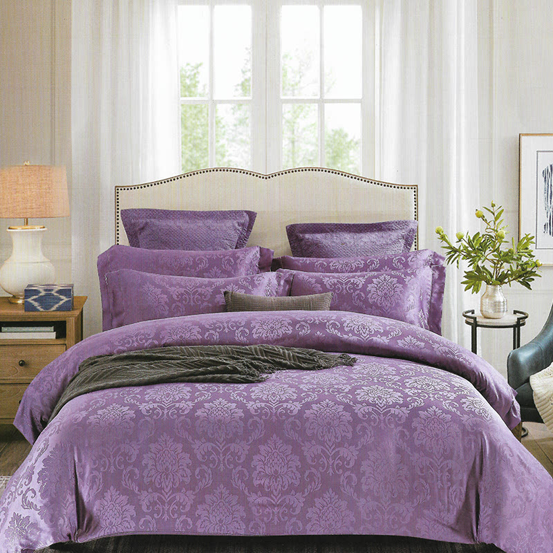 dark purple bed covers